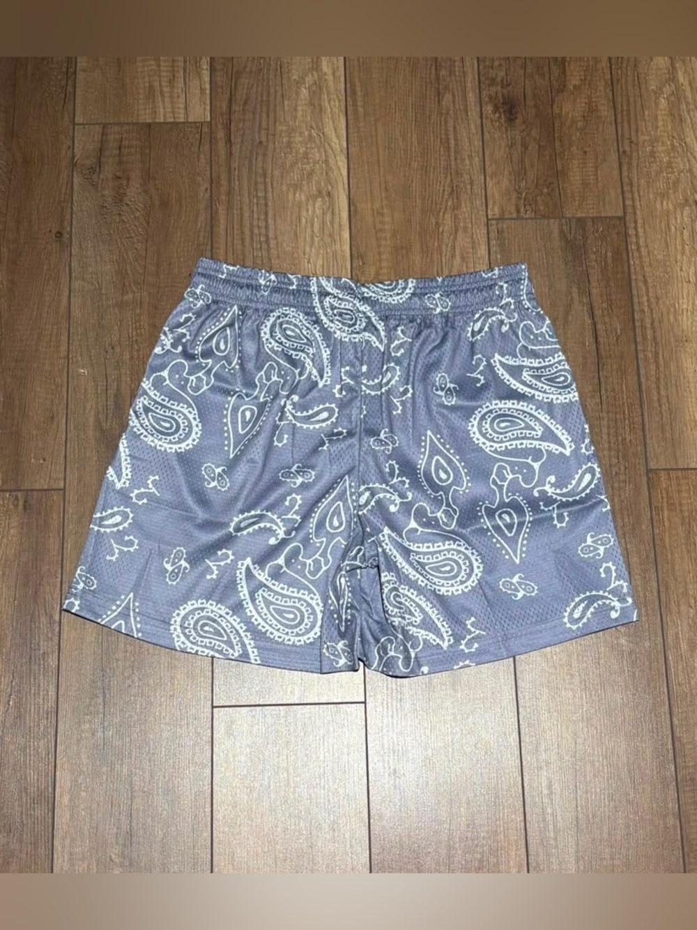 Eric Emanuel EE Gray Paisley Bandana Mesh Shorts Brand New - Picture 4 of 11